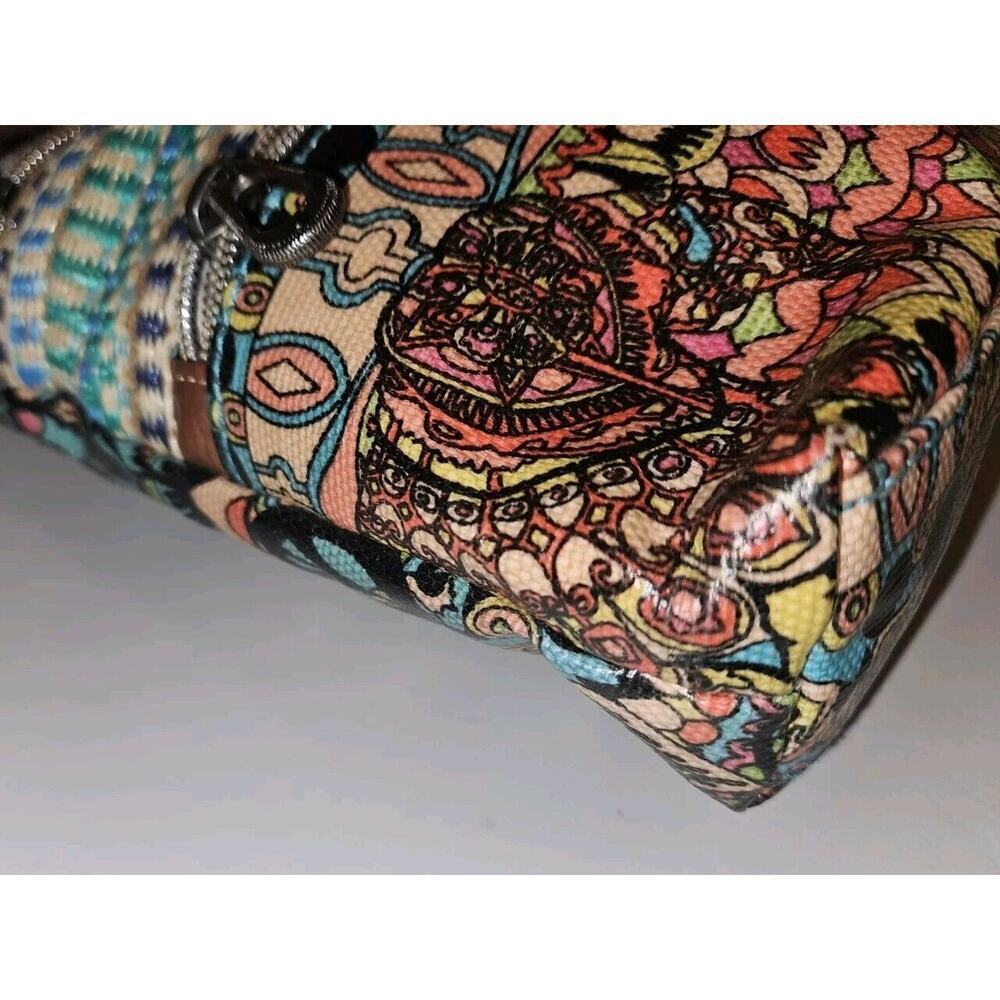 SAKROOTS Printed Triple Zip Crossbody Blue Multi 12x9.5x2 - Picture 8 of 10